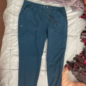Women’s large jogger scrub bottoms